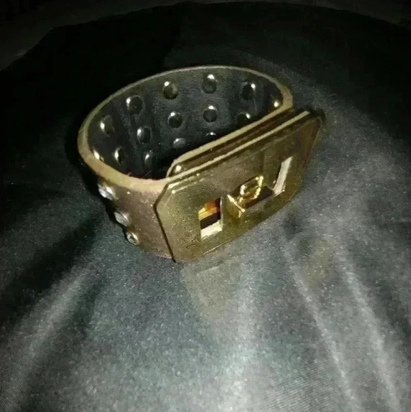 Statement Gold Turnlock Rhinestone Cuff - Picture 7 of 10